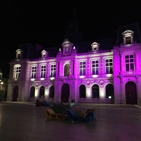 Bel Appartement Climatise Plein Centre Ville Poitiers Exteriér fotografie