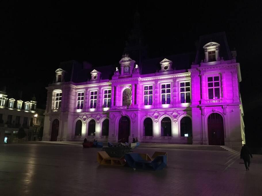 Bel Appartement Climatise Plein Centre Ville Poitiers Exteriér fotografie